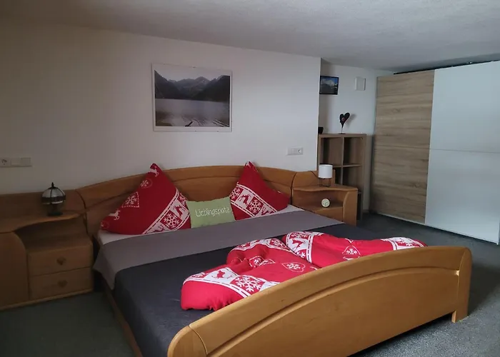 Bergwiese Mit Balkon By Interhome Lägenhet Nesselwängle